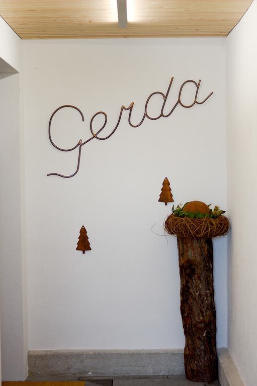 Gerda Wellness Apartment Grinzens Екстер'єр фото
